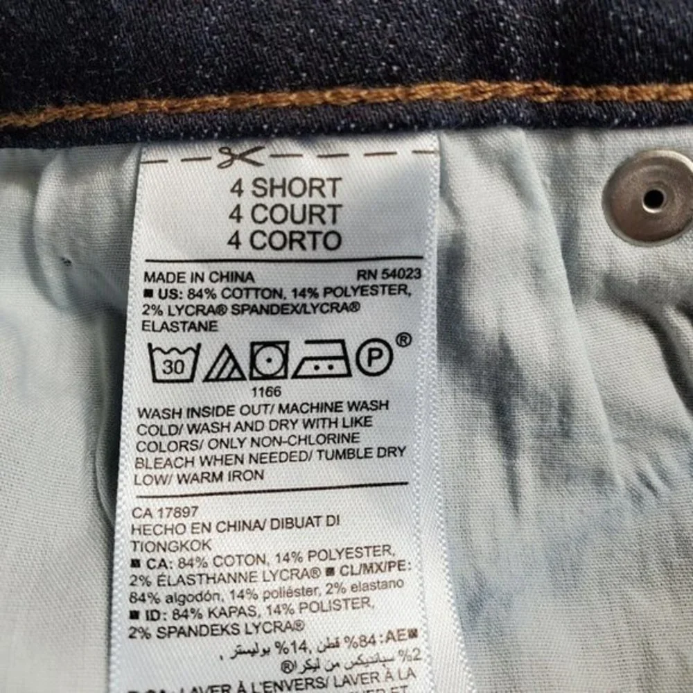 Old Navy Famous Curvy Bootcut Jeans‎ Mid-Rise Stretch Dark 4 Short